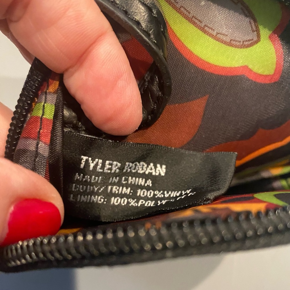 Tyler Rodan Multicolor Patterned Accessory - Picture 2 of 5